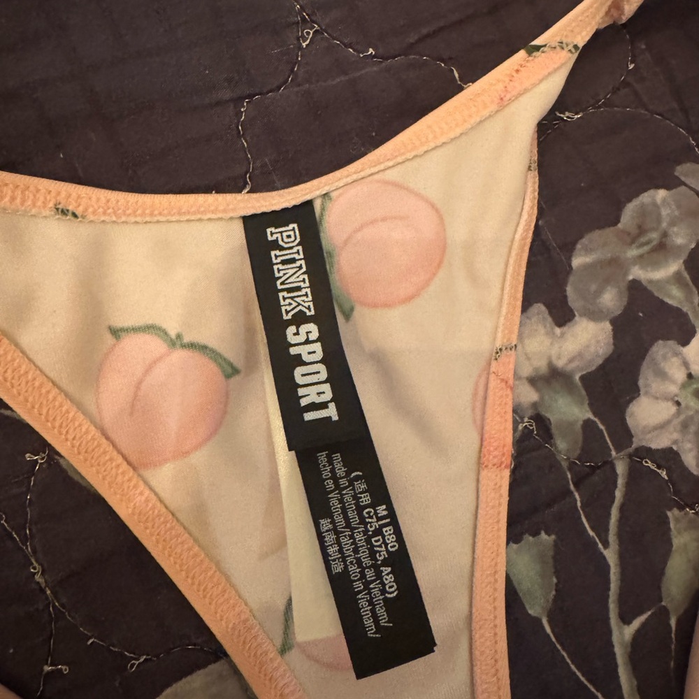 Victoria Secret Peach Pattern Sports Bra - Picture 3 of 3